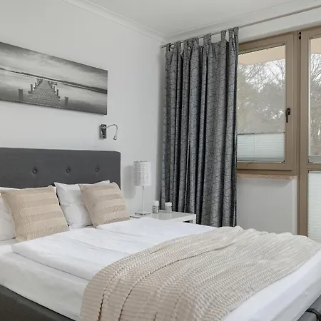 Modern Studio With Balcony 650 M From The Beach By Rent Like Home Świnoujście Esterno foto