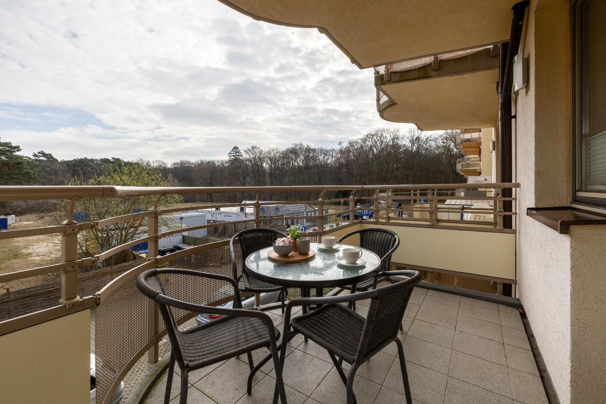 Апартаменти Modern With Balcony 650 M From The By Rent Like *