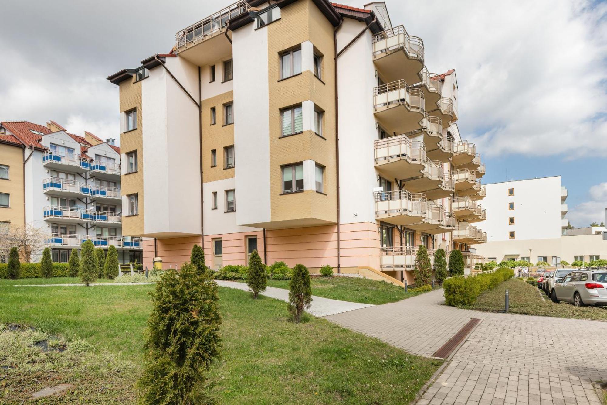 Modern With Balcony 650 M From The By Rent Like Апартаменти *